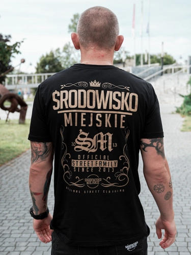 Koszulka "Theme" - Czarna / Złota SM_219 Środowisko Miejskie