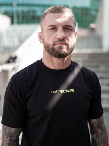 T-Shirt "Fight for yours" - Black SM_1405 Środowisko Miejskie T-SHIRTS