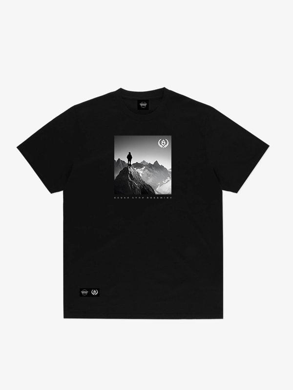 Koszulka "Never stop dreaming" - czarna za 119,00 zł