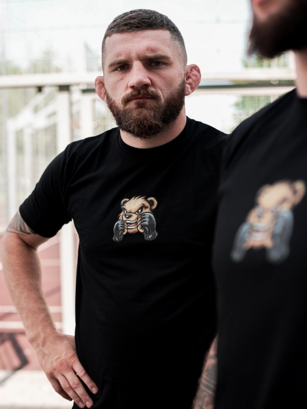 T-shirt "Fighter Bear" - black 119,00 PLN