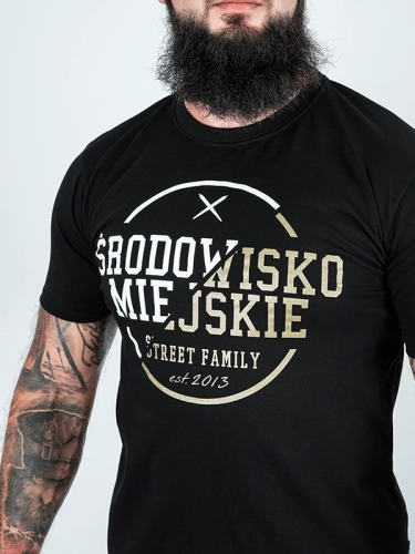 T-shirt "Classic cut" - black for 119,00 PLN 2