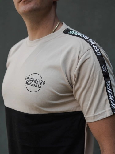 T-shirt "Classic small" - Beige / Black SM_1043 Środowisko Miejskie T-SHIRTS