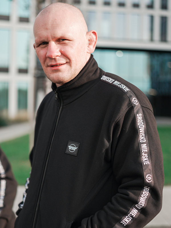 Bluza bez kaptura rozpinana "CLS Mini" - Czarna SM_1233 Środowisko Miejskie