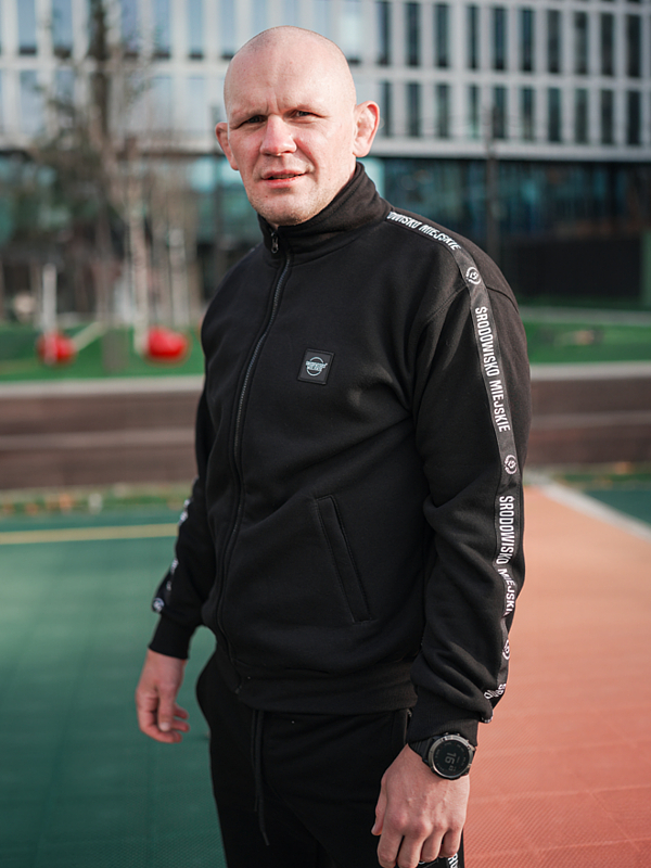 Crewneck Zip "CLS Mini" - Black SM_1233 Środowisko Miejskie CREWNECK