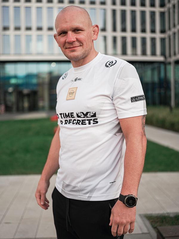 T-Shirt Sport Mesh "Decade" - White SM_1242 Środowisko Miejskie T-SHIRTS