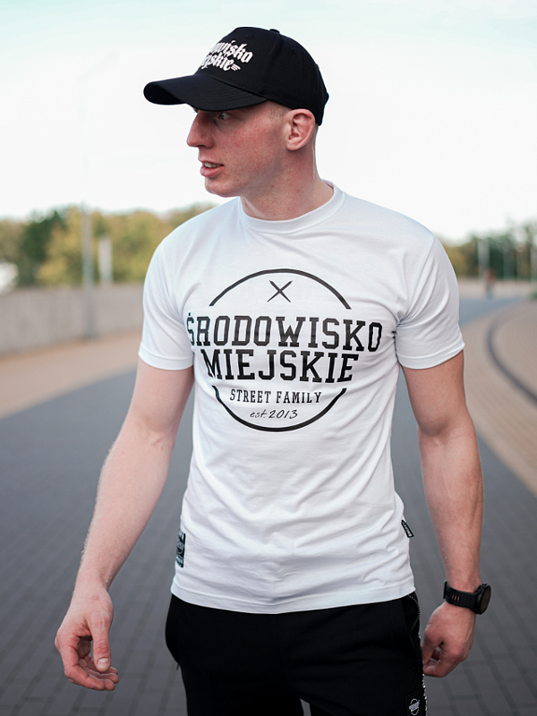 Koszulka "Theme" - Biała / Czarna SM_496 Środowisko Miejskie