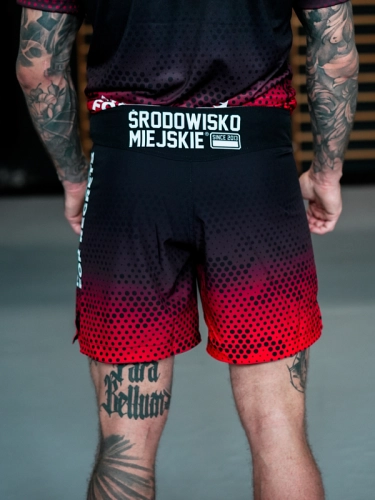 Spodenki MMA "Punch" - Czarne / Czerwone SM_1272 Środowisko Miejskie