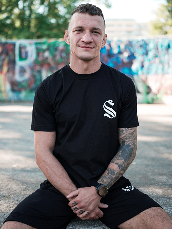 T-Shirt "Symbol mini" - black SM_1338 Środowisko Miejskie T-SHIRTS