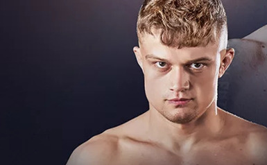  Patryk Kaczmarczyk vs Ahmed Vila: Wielka Walka w Dywizji Piórkowej na KSW 102 – Wspieramy Naszego Ambasadora!